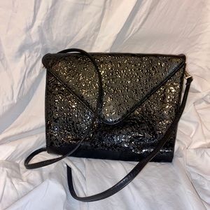 Elegance Black leather cross body